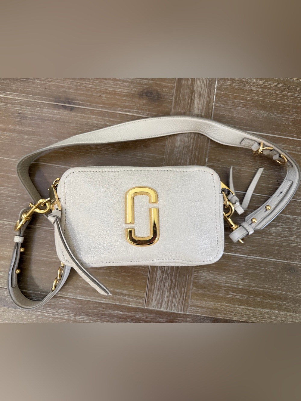 Beautiful! Marc Jacobs Soft Shot Cream Leather Crossbody Bag
